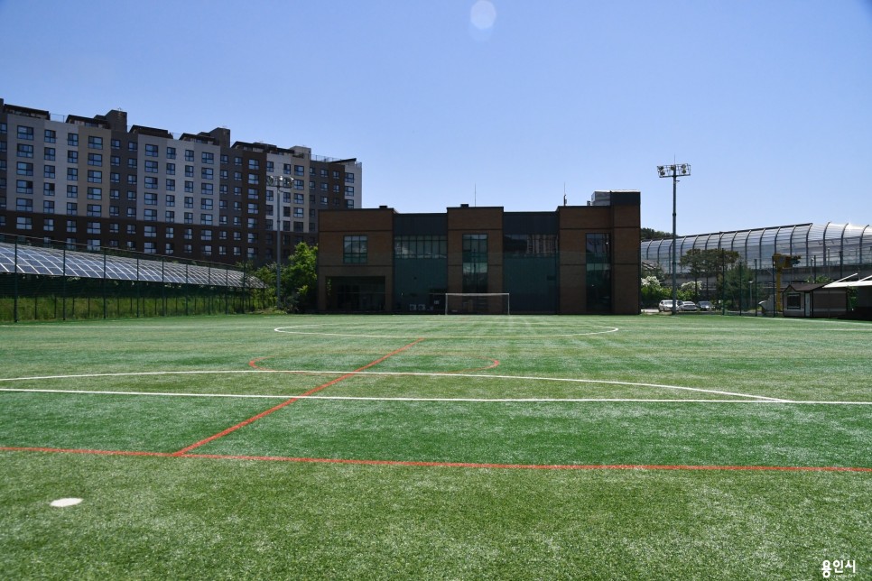 상현레스피아축구장.jpg